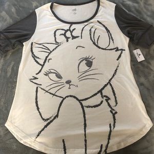 🎀Disney’s Marie Blouse🎀